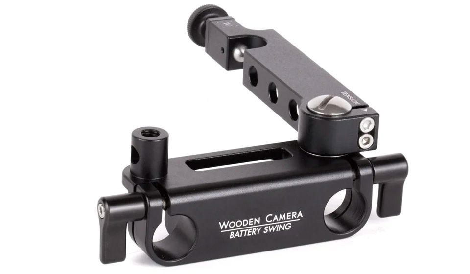 WOODEN CAMERA - Battery Swing Bracket Only (for D-Box Plus)wng Bracket Only (for D-Box Plus)