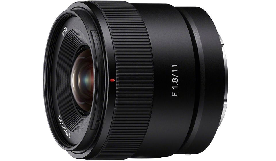 SONY - E 11mm F1.8 Lens