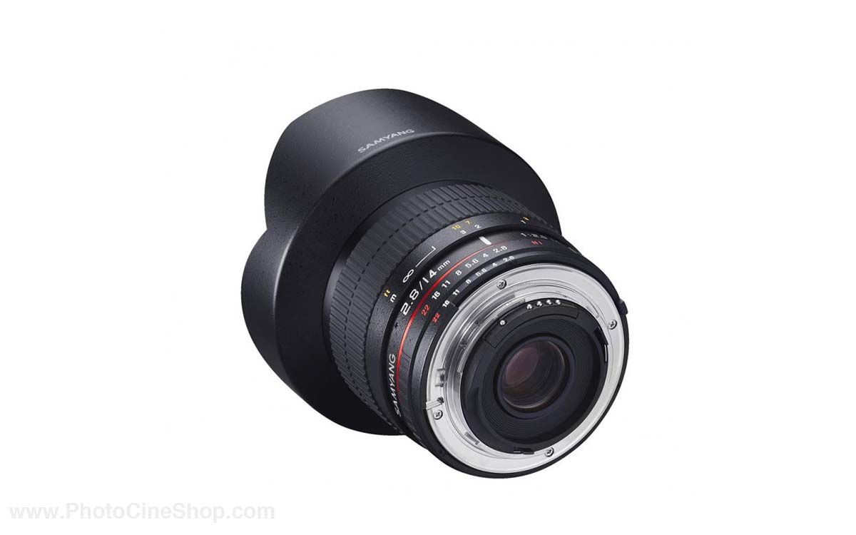 SAMYANG - Ultra wide-angle 14 mm F2.8 ED AS IF UMC Pentax K