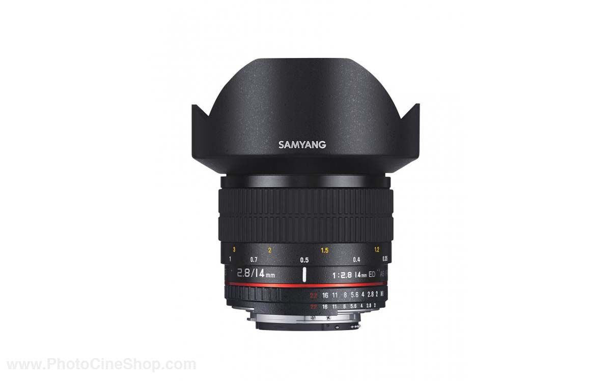 SAMYANG - Ultra wide-angle 14 mm F2.8 ED AS IF UMC Pentax K