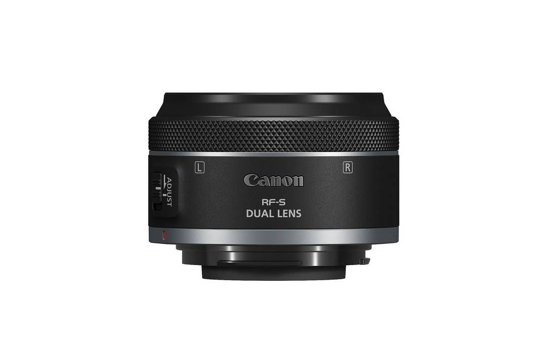 RF-S 7.8mm F4 STM DUAL FRT